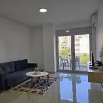 One Bedroom In 001