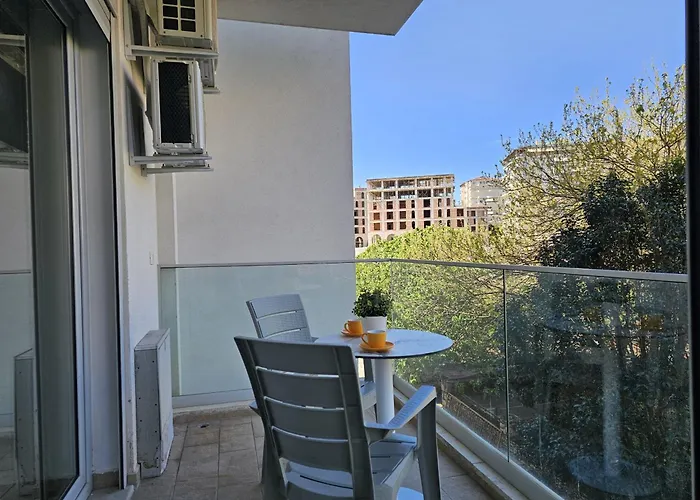 One Bedroom In 001 Апартаменты *